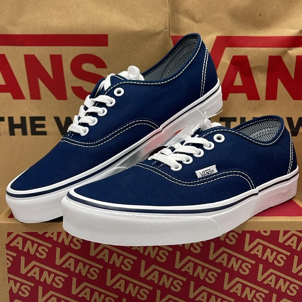 Vans Women’s Authentic (Angstrping) Dress blue/True White
VN000EE332D
Sneakers - Picture 5 of 16